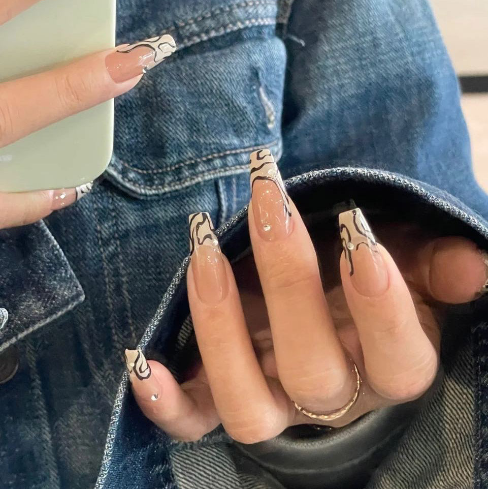 Kendall's Style Prints Tips Press-On Nails